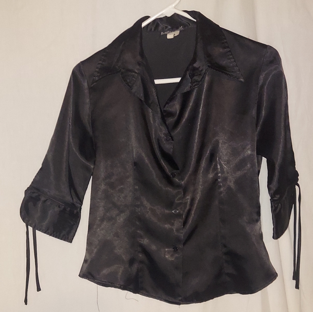 Ladies dress shirt
